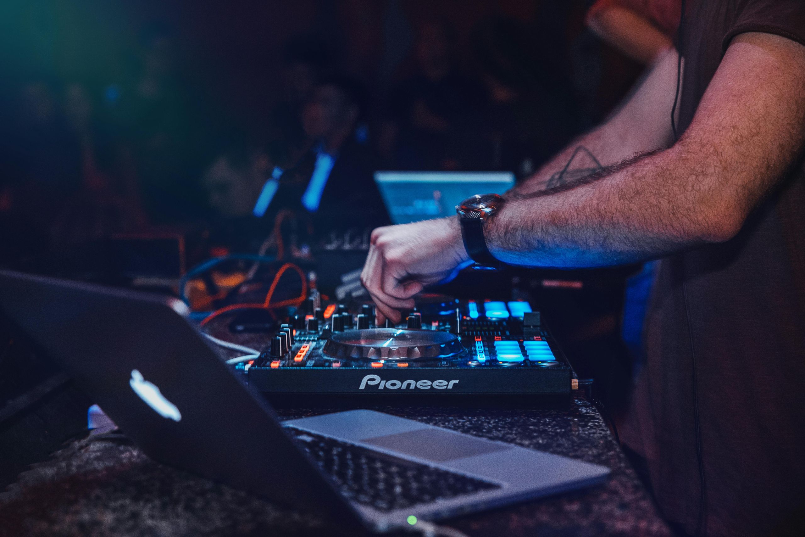 Copas y discotecas  para tu despedida de soltero en Salamanca